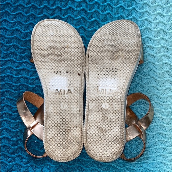 Gold Wedges Sz 36 | Gold wedges, Wedges, Wedge shoes